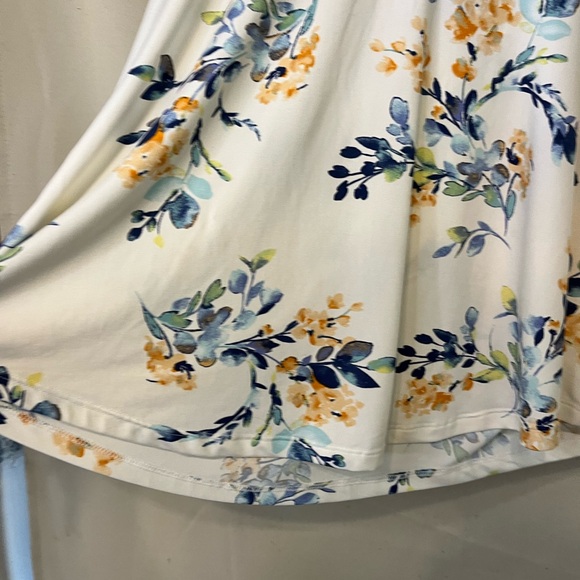 Papermoon White Floral Camisole - Picture 4 of 5